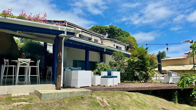 Piscina aquecida, sauna, churrasqueira, na Vila