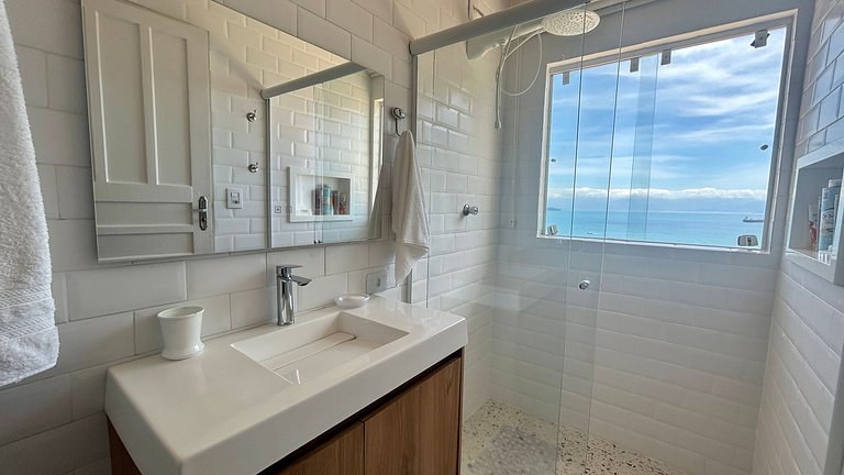 Piscina aquecida, sauna, churrasqueira, na Vila