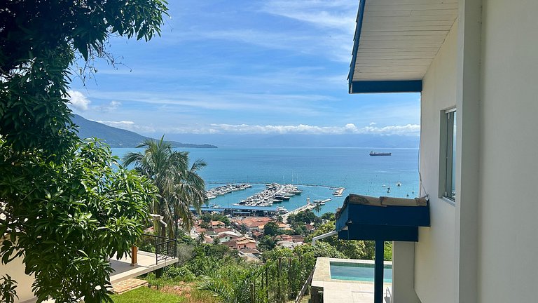 Piscina aquecida, sauna, churrasqueira, na Vila