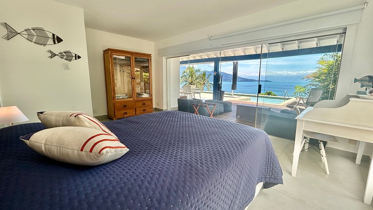 Piscina aquecida, sauna, churrasqueira, na Vila