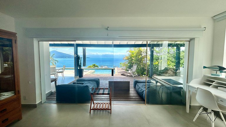 Piscina aquecida, sauna, churrasqueira, na Vila