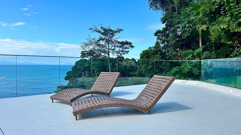 Casa em condomínio, piscina aquecida, sauna, vista