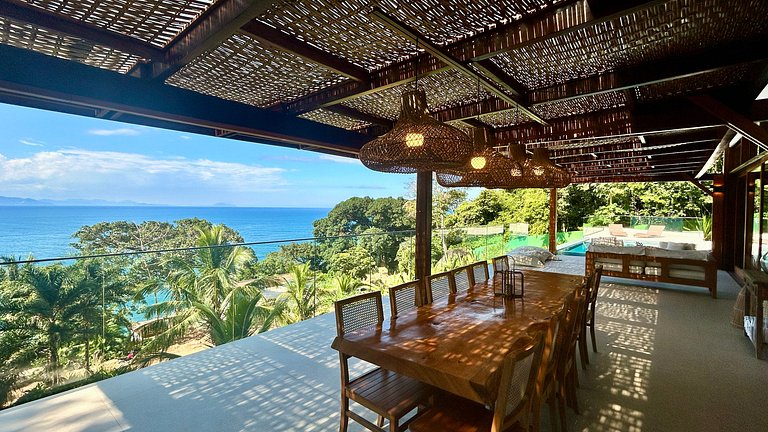 Casa em condomínio, piscina aquecida, sauna, vista