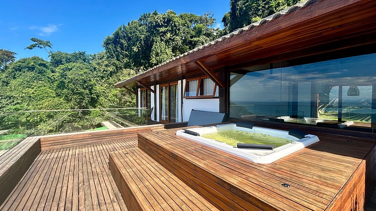 Casa em condomínio, piscina aquecida, sauna, vista