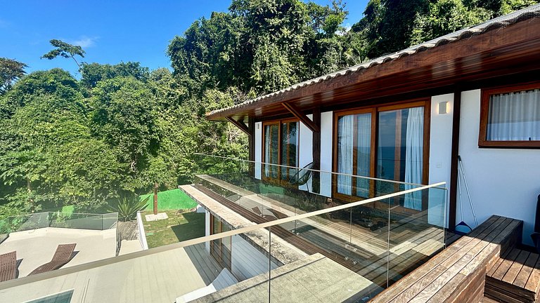 Casa em condomínio, piscina aquecida, sauna, vista