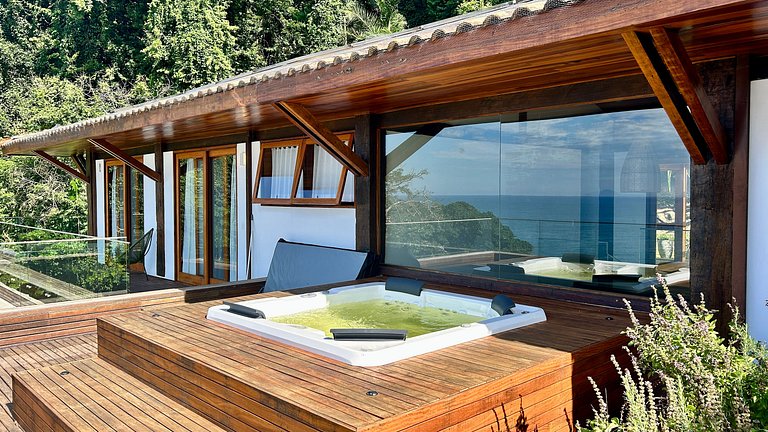 Casa em condomínio, piscina aquecida, sauna, vista