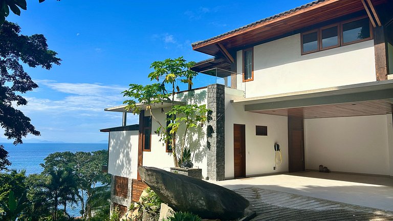 Casa em condomínio, piscina aquecida, sauna, vista