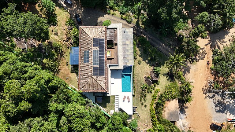 Casa em condomínio, piscina aquecida, sauna, vista