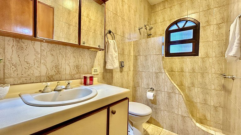 Na Vila História com conforto e espaço gourmet