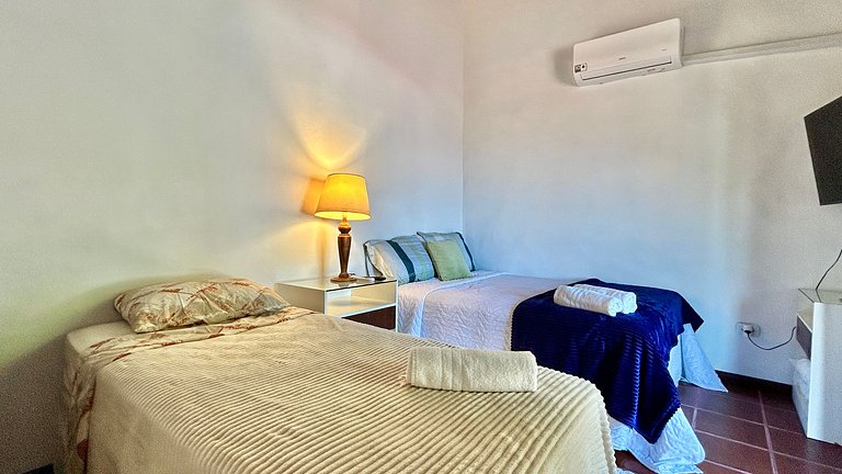 Vila História com conforto e espaço gourmet