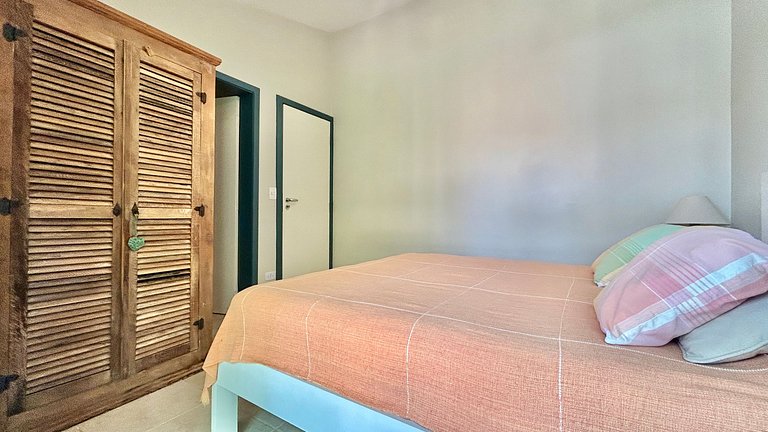 Casa em condomínio, piscina e lazer completo