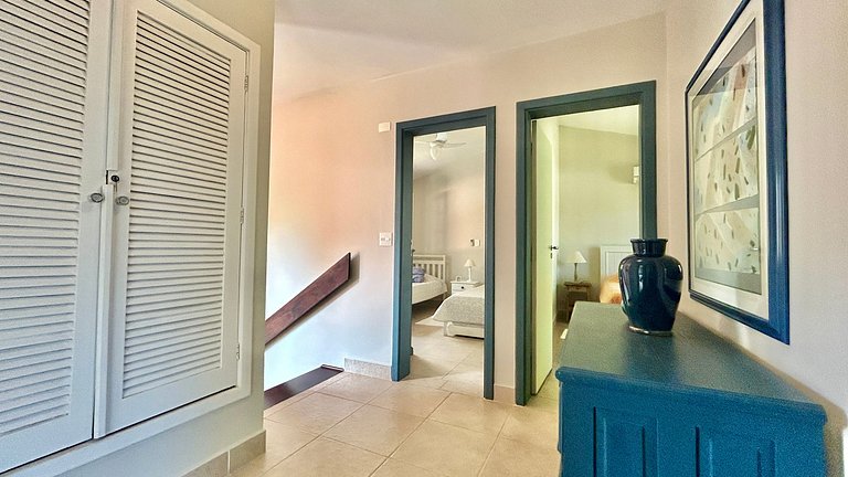 Casa em condomínio, piscina e lazer completo