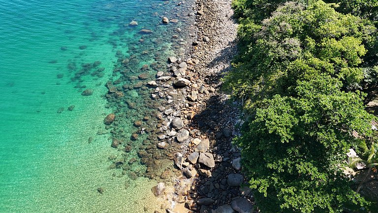 Casa em condomínio pé na areia - P. Curral