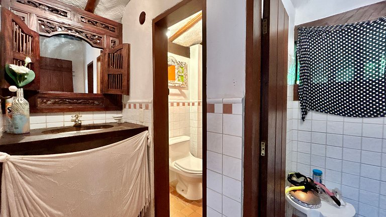 Casa em condomínio pé na areia - P. Curral