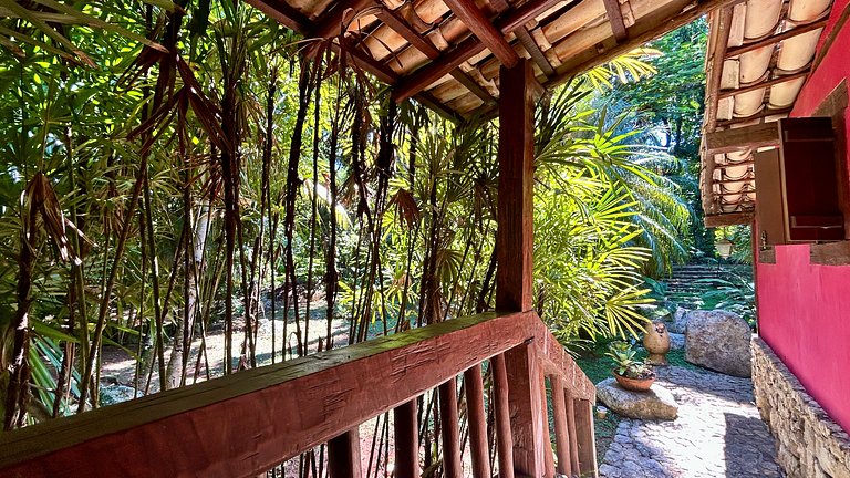 Casa em condomínio pé na areia - P. Curral