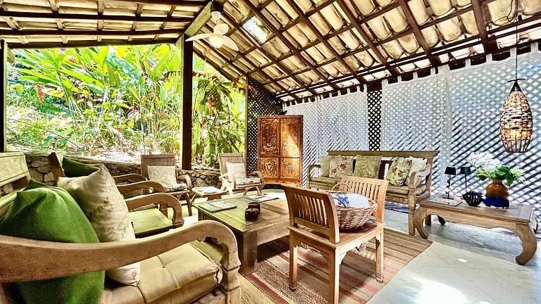 Casa em condomínio pé na areia - P. Curral