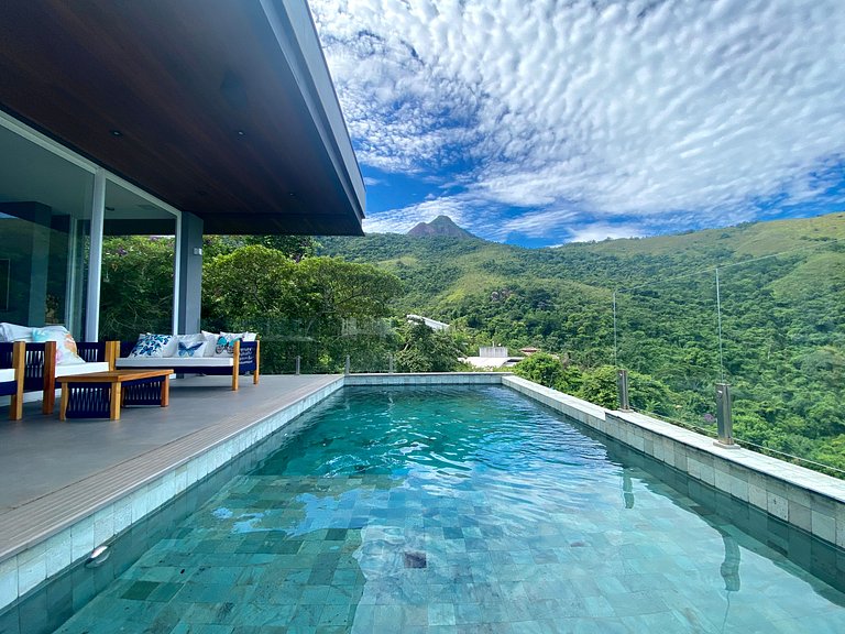 Casa moderna, piscina, gourmet, em condomínio