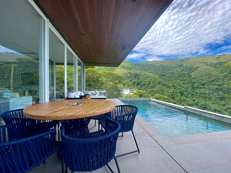 Casa moderna, piscina, gourmet, em condomínio