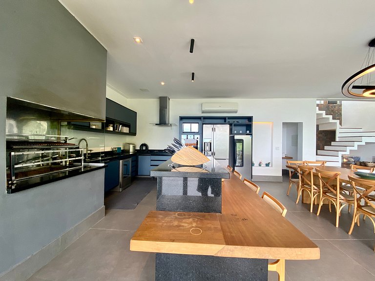 Casa moderna, piscina, gourmet, em condomínio