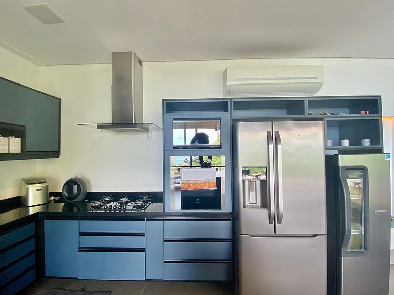 Casa moderna, piscina, gourmet, em condomínio