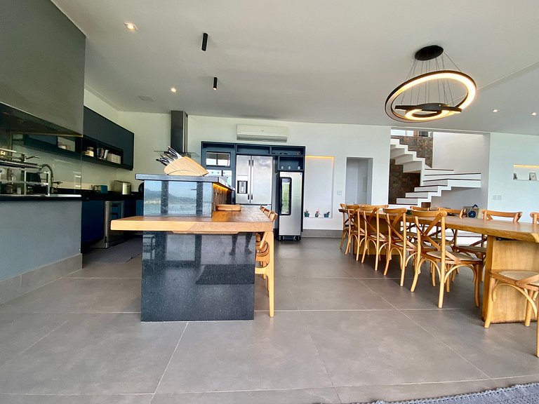 Casa moderna, piscina, gourmet, em condomínio