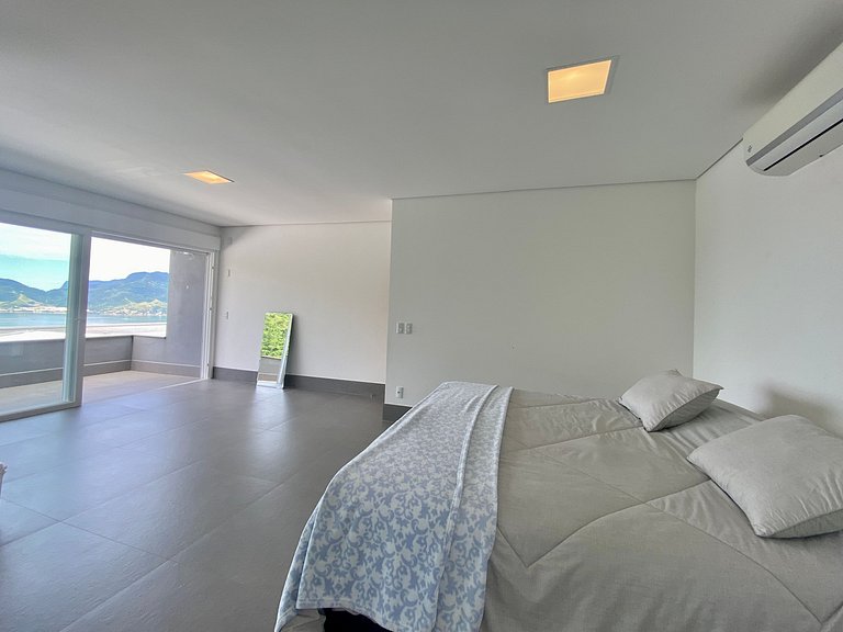 Casa moderna, piscina, gourmet, em condomínio