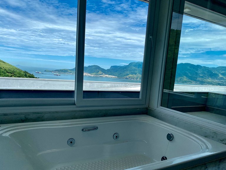 Casa moderna, piscina, gourmet, em condomínio