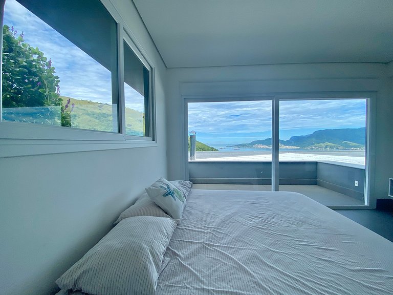 Casa moderna, piscina, gourmet, em condomínio