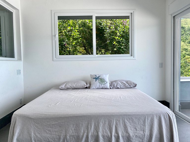 Casa moderna, piscina, gourmet, em condomínio