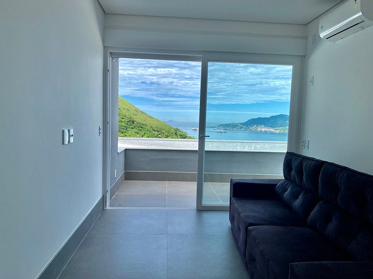 Casa moderna, piscina, gourmet, em condomínio