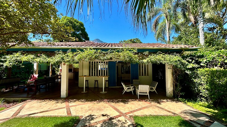 Casa pé na areia, espaço gourmet, região central