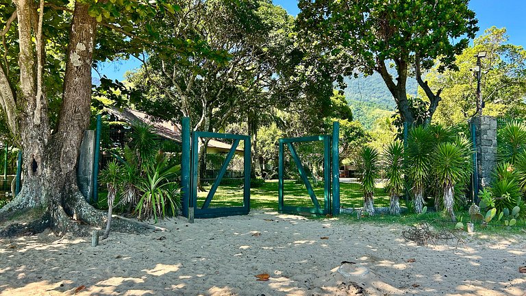 Casa pé na areia, espaço gourmet, região central