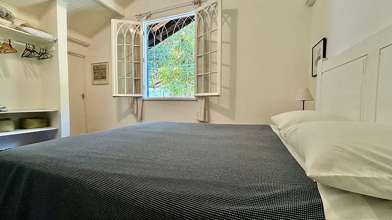 Casa pé na areia, espaço gourmet, região central