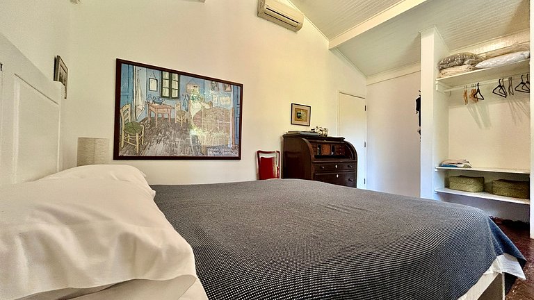 Casa pé na areia, espaço gourmet, região central