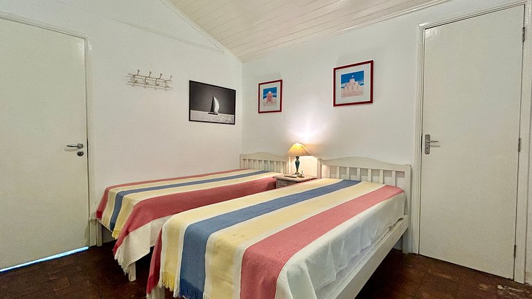 Casa pé na areia, espaço gourmet, região central