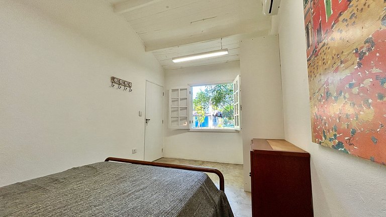 Casa pé na areia, espaço gourmet, região central