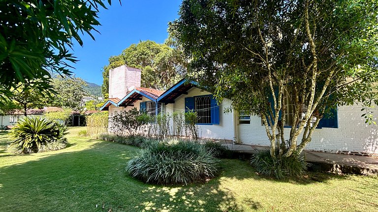 Casa pé na areia, espaço gourmet, região central