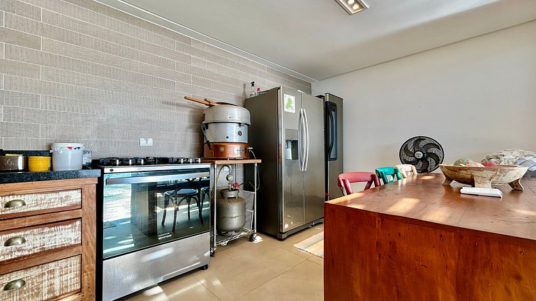 Exclusiva casa costeira, piscina aquecida, gourmet