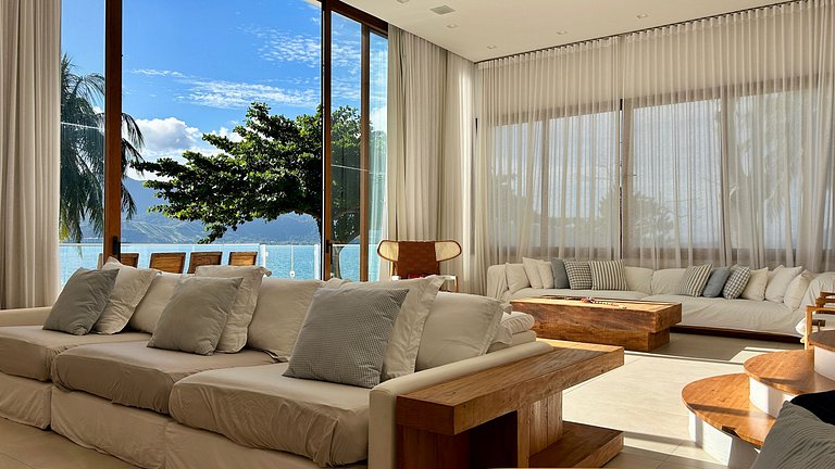 Exclusiva casa costeira, piscina aquecida, gourmet