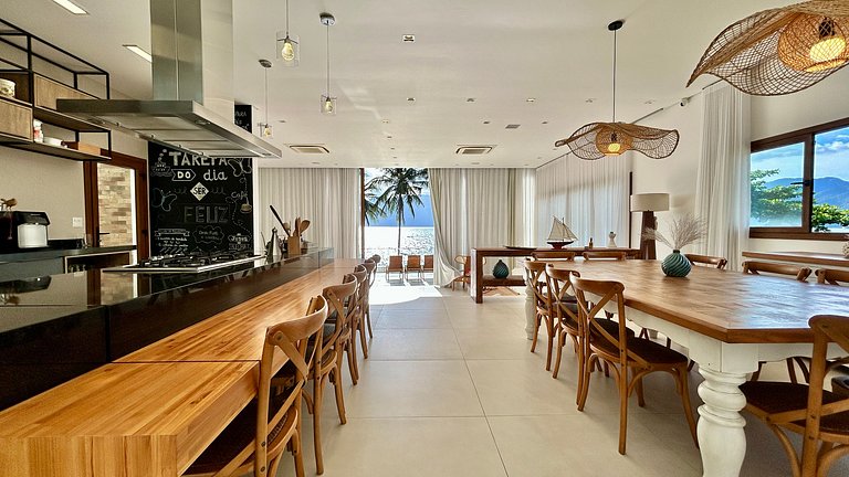 Exclusiva casa costeira, piscina aquecida, gourmet