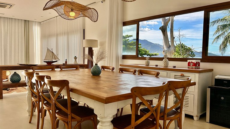 Exclusiva casa costeira, piscina aquecida, gourmet