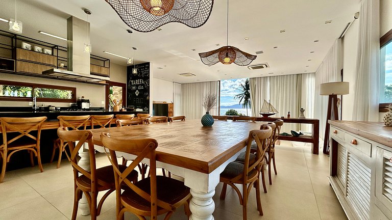 Exclusiva casa costeira, piscina aquecida, gourmet