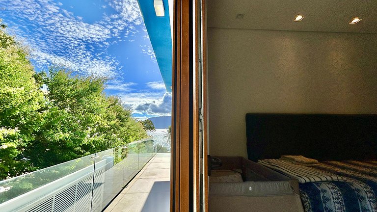Exclusiva casa costeira, piscina aquecida, gourmet