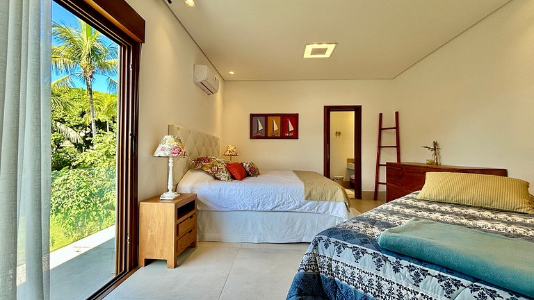 Exclusiva casa costeira, piscina aquecida, gourmet