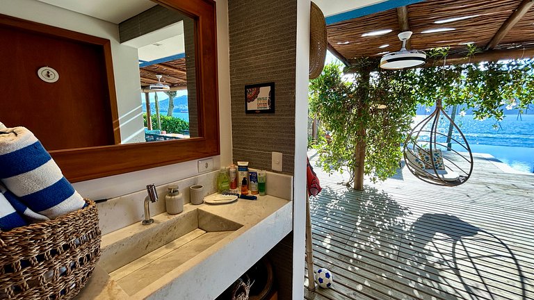 Exclusiva casa costeira, piscina aquecida, gourmet