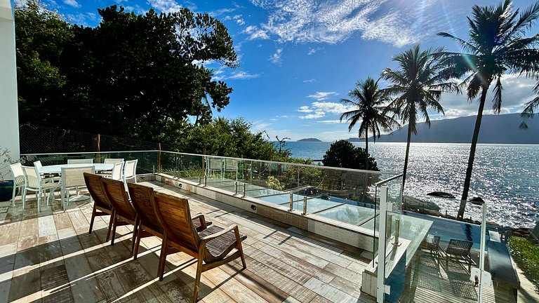 Exclusiva casa costeira, piscina aquecida, gourmet