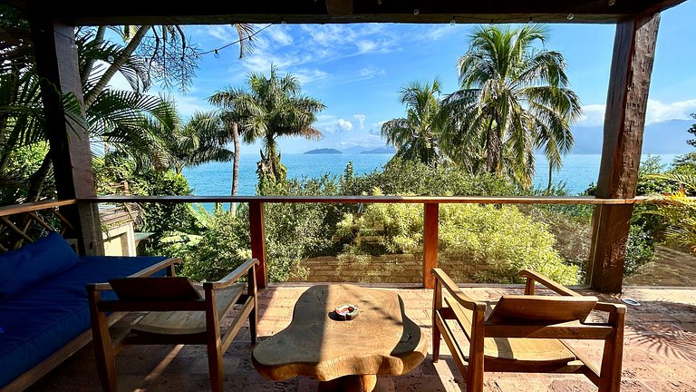 Casa em condomínio, piscina aquecida, vista