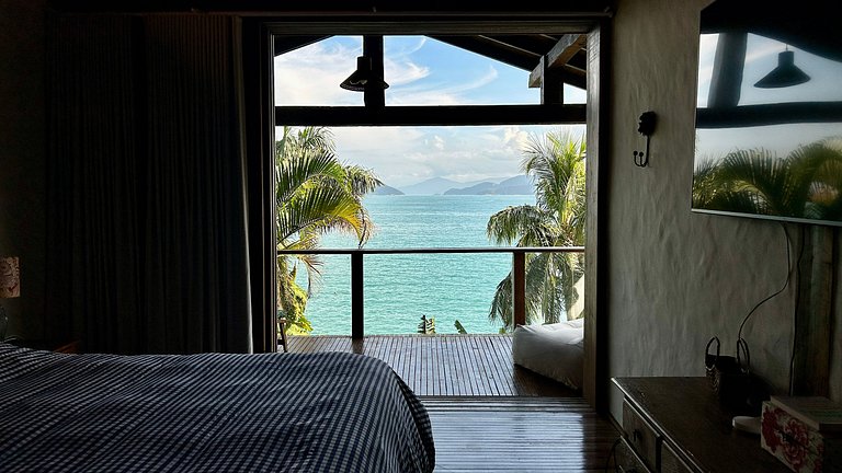 Casa em condomínio, piscina aquecida, vista
