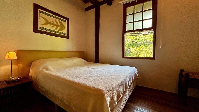 Casa em condomínio, piscina aquecida, vista