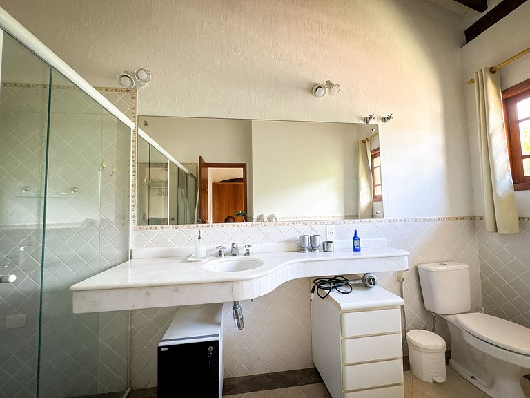 Casa Exclusiva à Venda no Siriúba II – Ilhabela